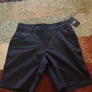 Under Armour Men's Black Tech Taper Shorts